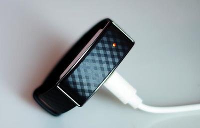 pogopin连接器!影响Pogo Pin弹簧顶针体积的大小因素